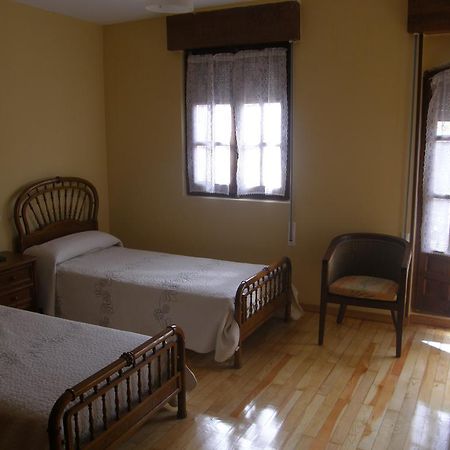 Baños de Valdearados Casa Rural Baco מראה חיצוני תמונה